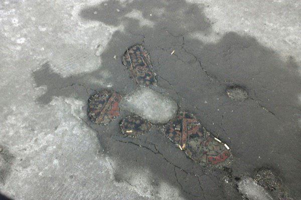 ковры вместо асфальта